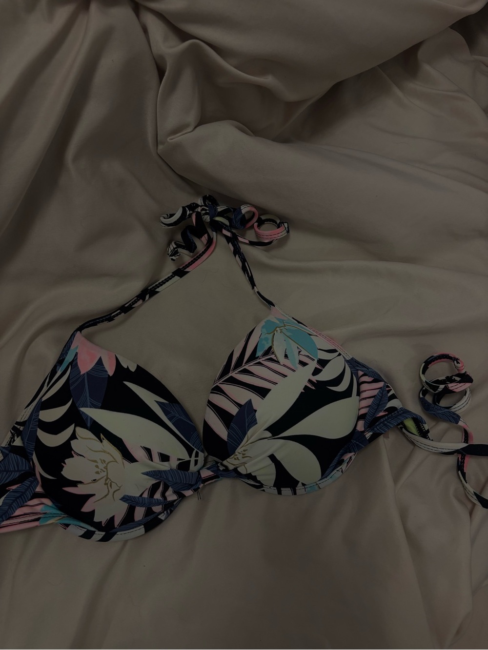 ARDENE Tropical Floral Push-Up Bikini Top - Navy, Pink & Cream